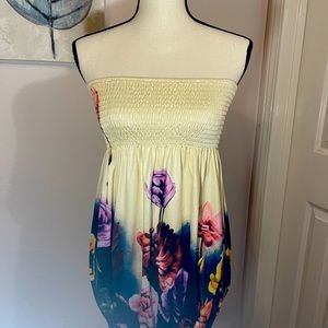 Cream and floral strapless tube top